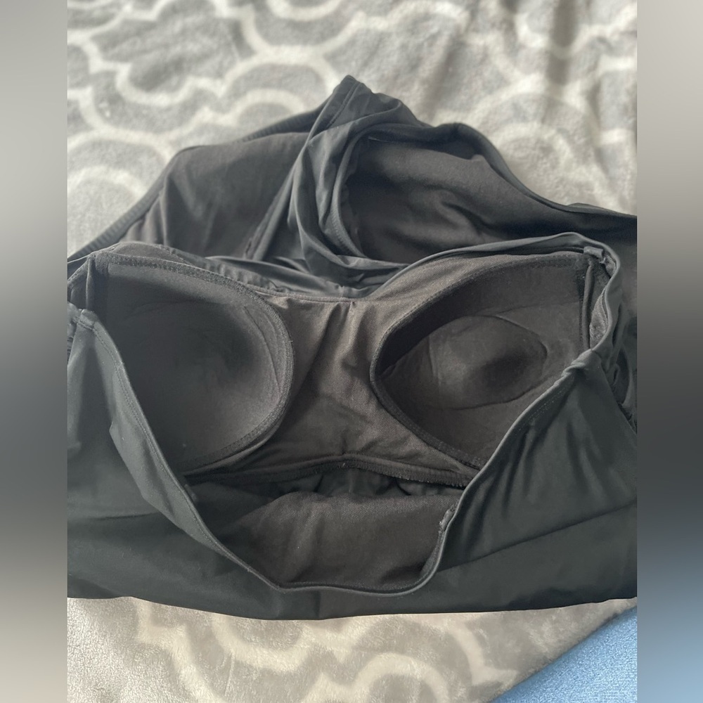 Black strapless Twist front one piece bathing suit. Size xl #2226 - Picture 7 of 11